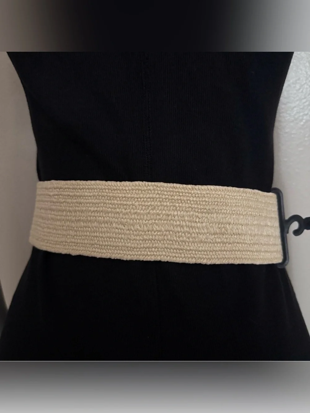 Beige paper stretchy waistband belt with gold tone buckle